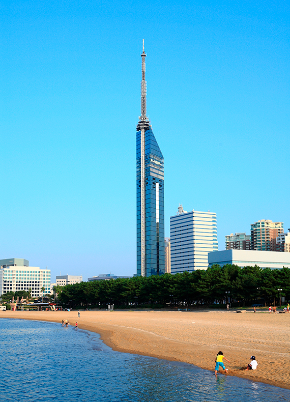 Fukuoka Tower All Japan Towers Federation